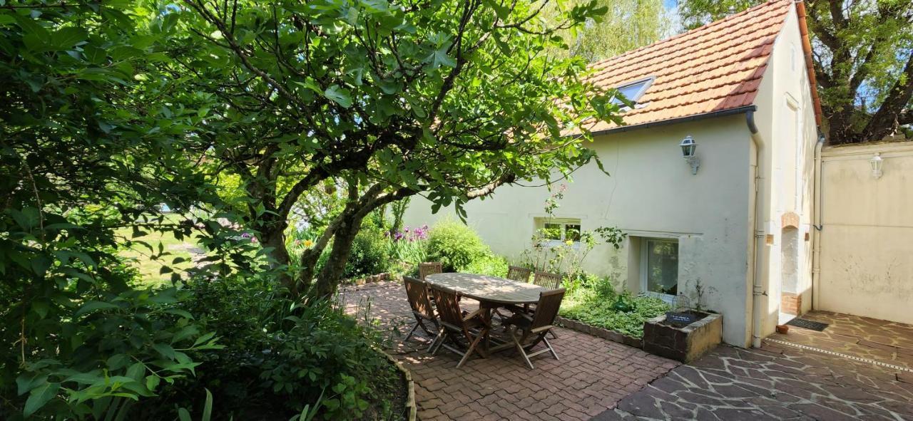 Le Petit Lavoir - Maison Cosy A Mayet Buitenkant foto